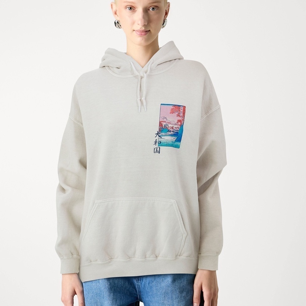 BDG Urban Outfitters
TATSUTA MOUNTAIN HOODIE - Sweatshirt. Sz S-M. NWT